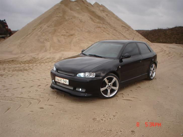 Audi A3 1,8 Turbo *SOLGT* billede 1