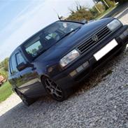 VW Vento 2.0 I GL (Solgt)