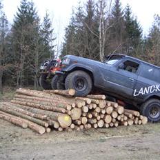 Toyota landcruiser hj60 solgt