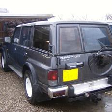 Nissan patrol 2,8 gr slx (SOLGT)