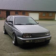 VW Golf 3 1.8 (Black top)