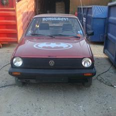 VW polo hit  "død" SMADERT