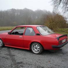 Opel Ascona B