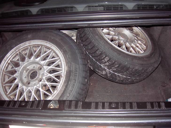 BMW 320I  E30 ( SOLGT ) billede 10