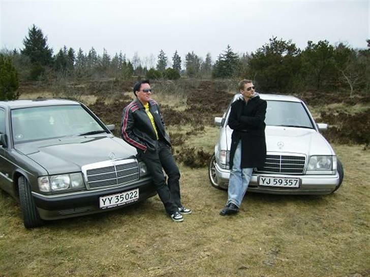 Mercedes Benz 300 D - Mig og min gode ven som også har sin MB på bilgalleri billede 9