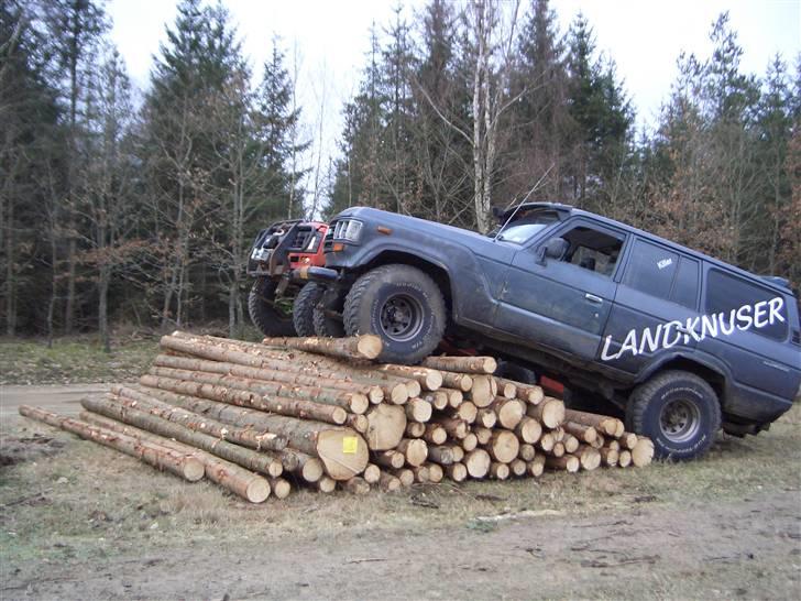 Toyota landcruiser hj60 solgt billede 2