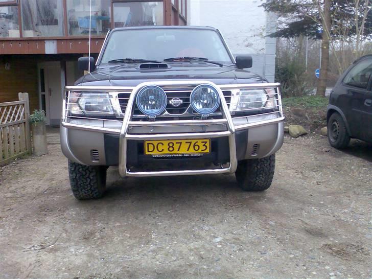 Nissan patrol  y61 - yes yes  så kom det nye gitter på  billede 8