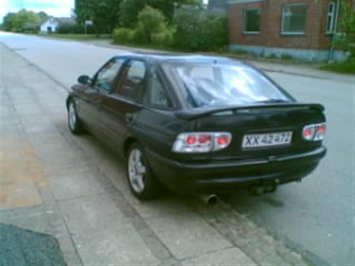 Ford Escort=16v SOLGT billede 5