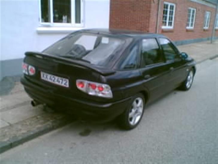 Ford Escort=16v SOLGT billede 7