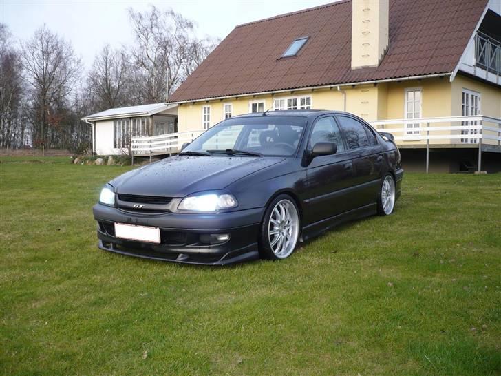 Toyota       Avensis 20v Solgt billede 1