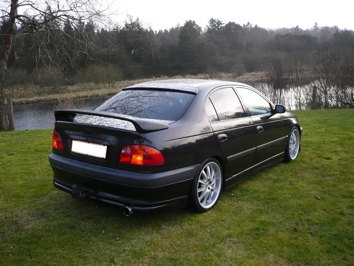 Toyota       Avensis 20v Solgt billede 4