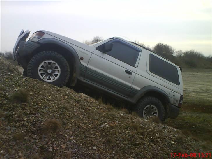 Mitsubishi pajero - og op ad bakke billede 14