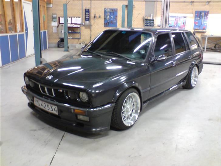 BMW 325i touring  solgt billede 11