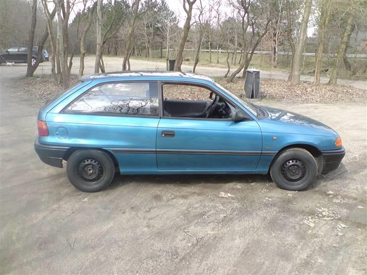 Opel Astra F | S O L G T billede 3