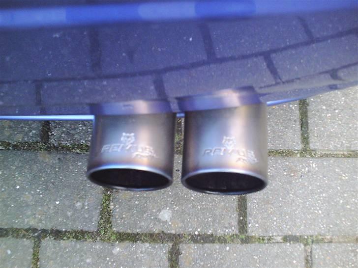 Toyota Paseo - Solgt - Remus bagpotte, er blevet pudset nu, så den skinner :D Larmer godt..  billede 9