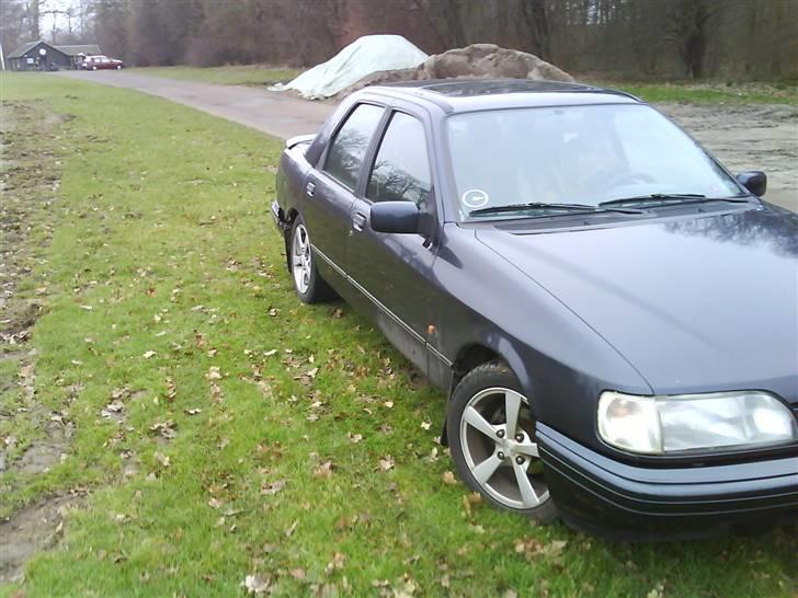 Ford Sierra GT *totalskadet* billede 6