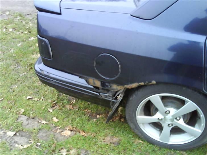 Ford Sierra GT *totalskadet* - blevet påkørt DESVÆRRE billede 7