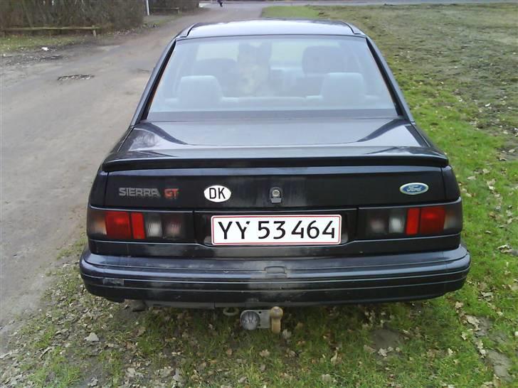Ford Sierra GT *totalskadet* - numsen billede 8