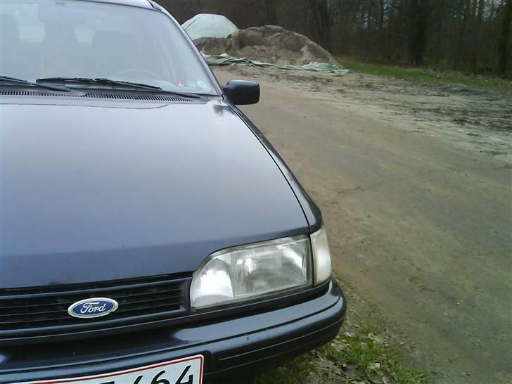 Ford Sierra GT *totalskadet* billede 13