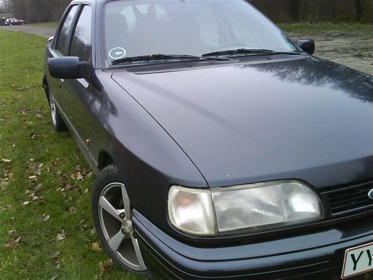 Ford Sierra GT *totalskadet* billede 14
