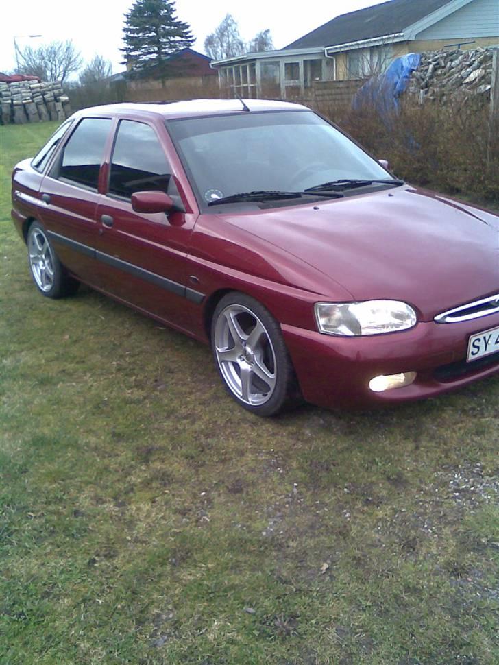 Ford escort solgt billede 4