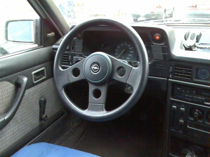 Opel Kadett 1,3S Van Skrottet - Det "ny" Rat fra Corsa Joy/GSI, med grøn ring i proppen..... billede 13