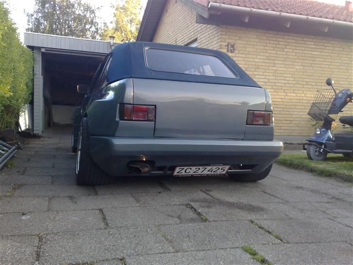 VW Golf 1 cabriolet SOLGT billede 3