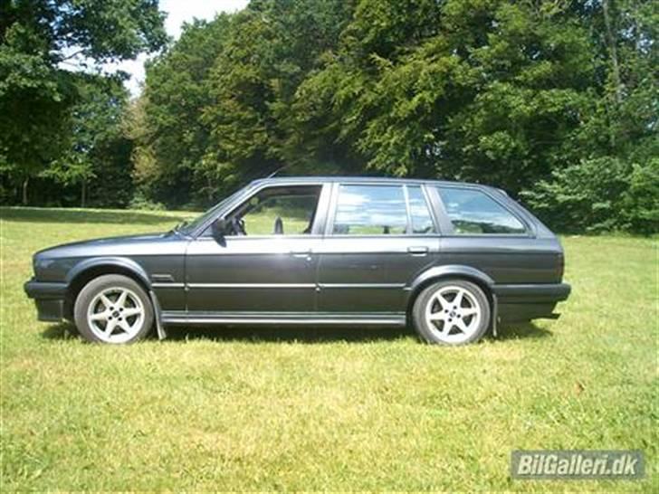 BMW 325i touring  solgt billede 19