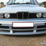 BMW E30 320i 2.0