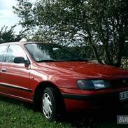 Toyota carina E 1,6 aut "SOLGT"