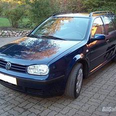 VW Golf 4 Station car