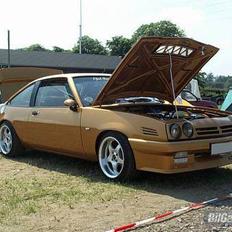 Opel manta Gsi