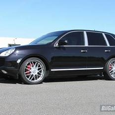 Porsche Cayenne Turbo "Boys Toys"