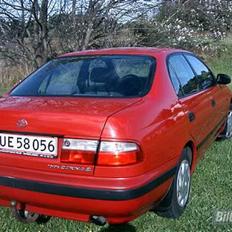 Toyota carina E 1,6 aut "SOLGT"