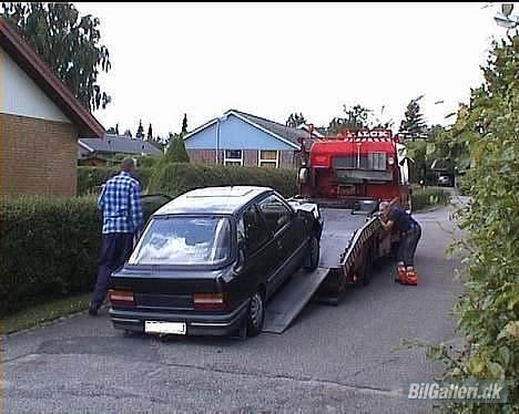 Peugeot 309 TopLine (SOLGT) - Der sq den lige en tur til Fyn for at blive repareret billede 9