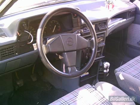 Opel kadett billede 7