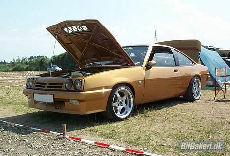 Opel manta Gsi billede 2