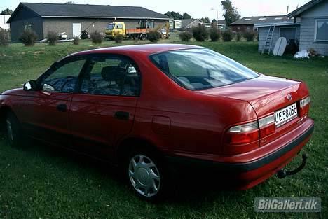 Toyota carina E 1,6 aut "SOLGT" billede 2