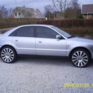 Audi A 4   b5 