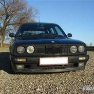 BMW 325i E30 touring (solgt)