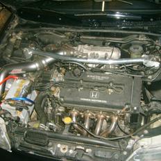 Honda CRX VTEC Solgt