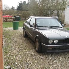 BMW 320I