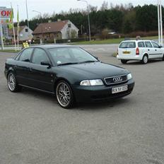 Audi A4 2.6 V6 ( Solgt )