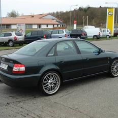 Audi A4 2.6 V6 ( Solgt )