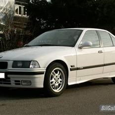 BMW E36 318i