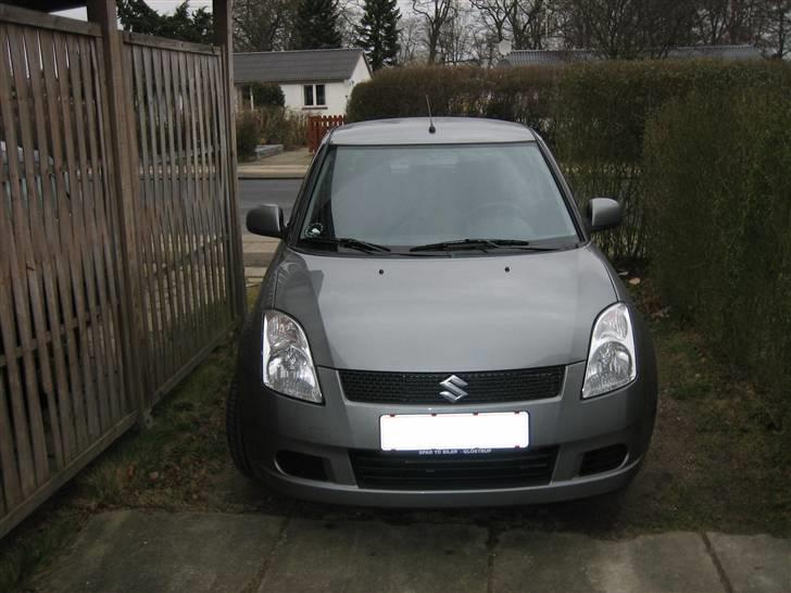 Suzuki swift GLS billede 12