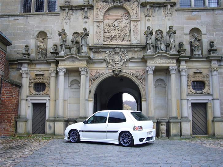 Citroën Saxo 1,6i VTS Sport billede 4