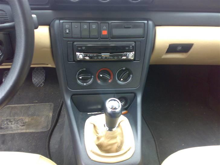 Audi A4 1,8 t  til salg billede 9