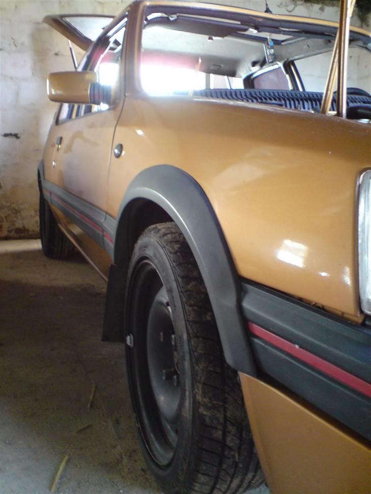 Peugeot 205 Mi16 billede 8