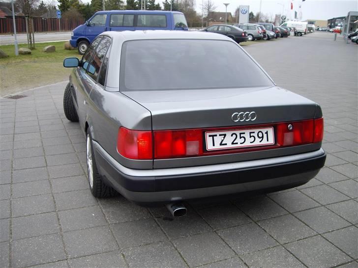 Audi 100  billede 4